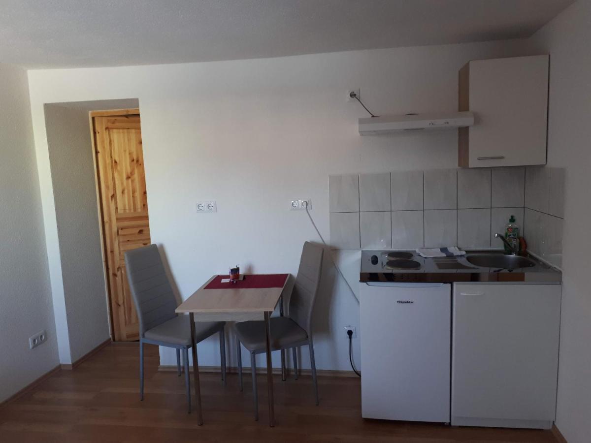 Neu renovierte Monteurzimmer an der B27 Rottweil Balingen Exterior foto