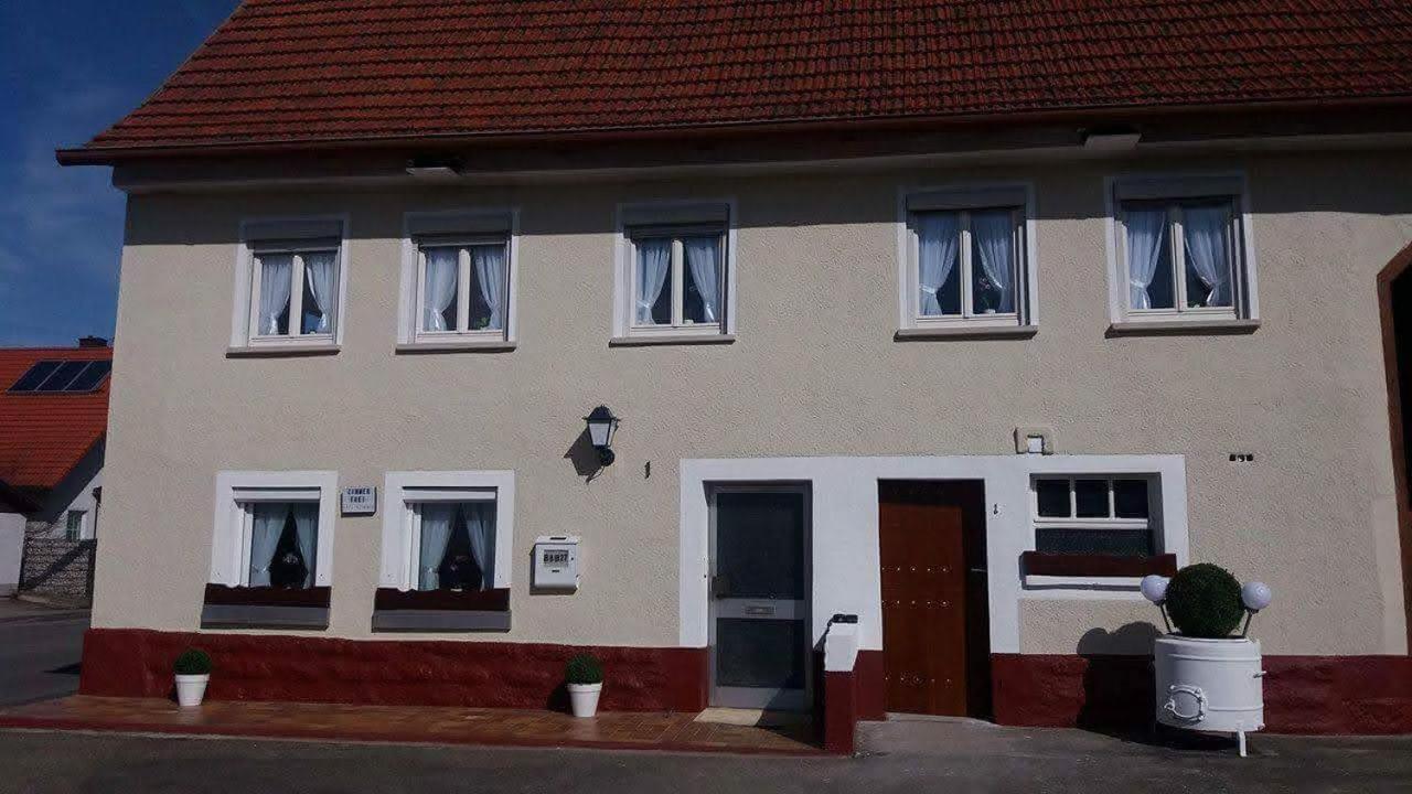 Neu renovierte Monteurzimmer an der B27 Rottweil Balingen Exterior foto